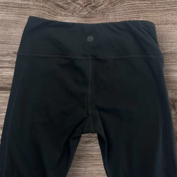 Athleta Mind Over Mat Capri Black Sz: S - Picture 3 of 16
